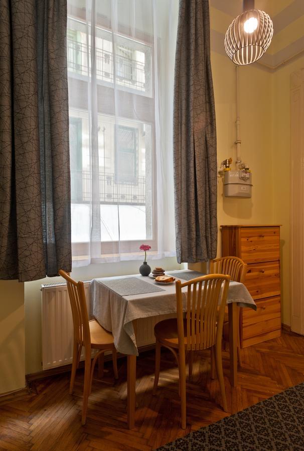 Capital Center Apartments Uelloi Budapeszt Zewnętrze zdjęcie